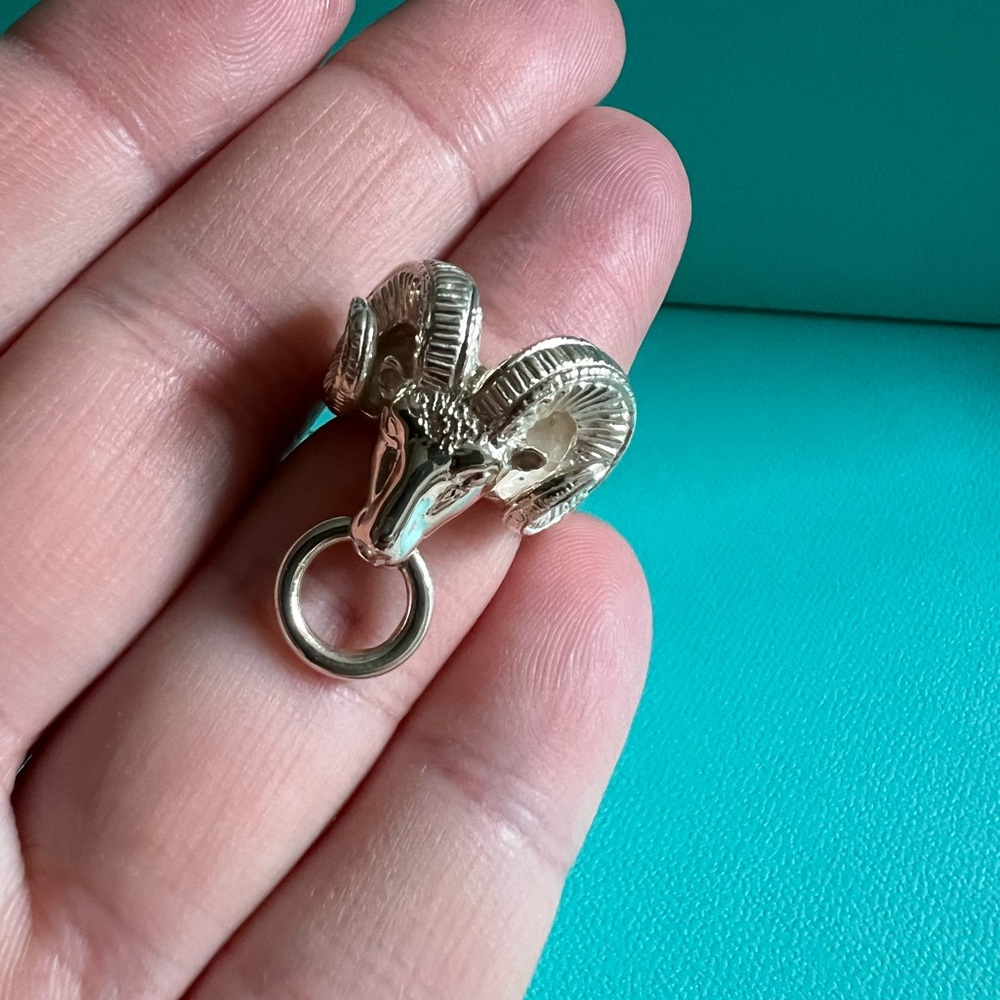 🌸🌸 Authentic Tiffany & Co. RARE Ram Head Knocker Ring - Picture 11 of 16